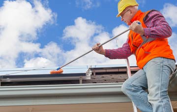 St Quivox soft wash roof cleaning